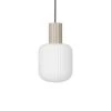 Broste Copenhagen Lolly Hanglamp Zand - Ø20XH34cm -Klassieke Verlichtingswinkel broste copenhagen lolly hanglamp zand 20xh34cm