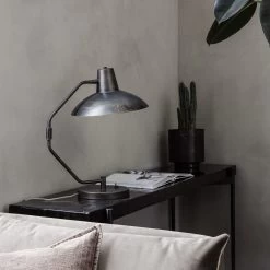 House Doctor Desk Tafellamp Bruin -Klassieke Verlichtingswinkel house doctor desk tafellamp bruin 1