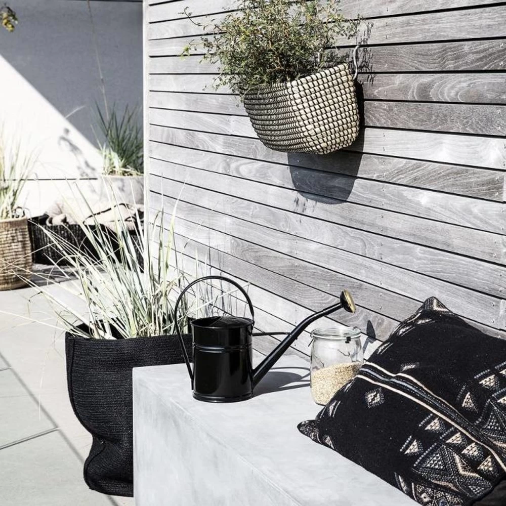 House Doctor Water Gieter Zwart 2L 4 House Doctor Water Gieter Zwart 2L - Afbeelding 2