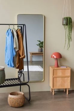 Hubsch Mush Tafellamp Mini Maroon - 991681 12 Hubsch Mush Tafellamp Mini Maroon - 991681 -Klassieke Verlichtingswinkel hubsch mush tafellamp mini maroon 991681 3