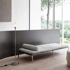 Louis Poulsen PH 3½-2½ Staande Lamp Chroom - 5744162199 9 Louis Poulsen PH 3½-2½ Staande Lamp Chroom - 5744162199 -Klassieke Verlichtingswinkel louis poulsen ph 3 2 staande lamp chroom 574416219 3