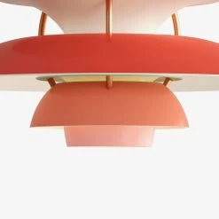 Louis Poulsen PH 5 Mini Hanglamp Hues Of Red - 5741095104 9 Louis Poulsen PH 5 Mini Hanglamp Hues Of Red - 5741095104 -Klassieke Verlichtingswinkel louis poulsen ph 5 mini hanglamp hues of red 57410 3
