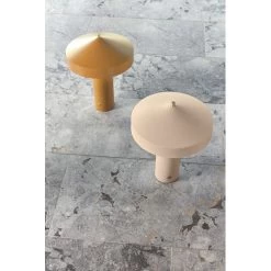 OYOY Hatto Tafellamp Clay - L300696 9 OYOY Hatto Tafellamp Clay - L300696 -Klassieke Verlichtingswinkel oyoy hatto tafellamp clay l300696 3