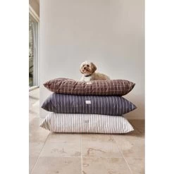 OYOY Kyoto Hondenkussen Large Antraciet - Z60062 14 OYOY Kyoto Hondenkussen Large Antraciet - Z60062 -Klassieke Verlichtingswinkel oyoy kyoto hondenkussen large antraciet z60062 5