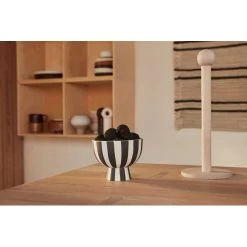 OYOY Putki Wandkleed Offwhite/zwart - L300401 9 OYOY Putki Wandkleed Offwhite/zwart - L300401 -Klassieke Verlichtingswinkel oyoy putki wandkleed offwhite zwart l300401 3